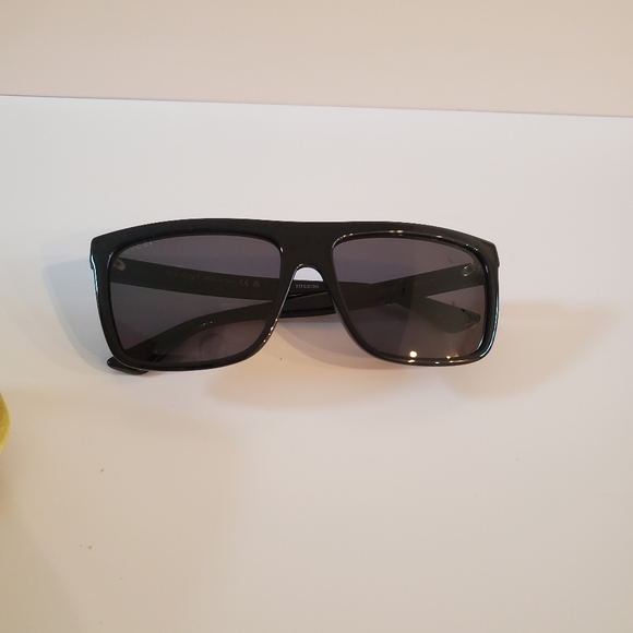 Sunglasses Gucci - Picture 4 of 4